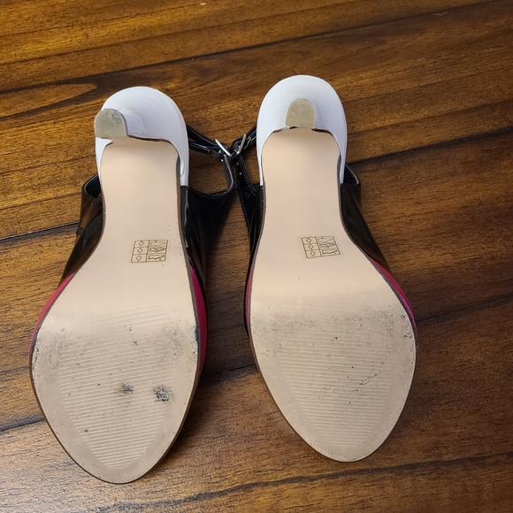 SPRING heels - Picture 4 of 4